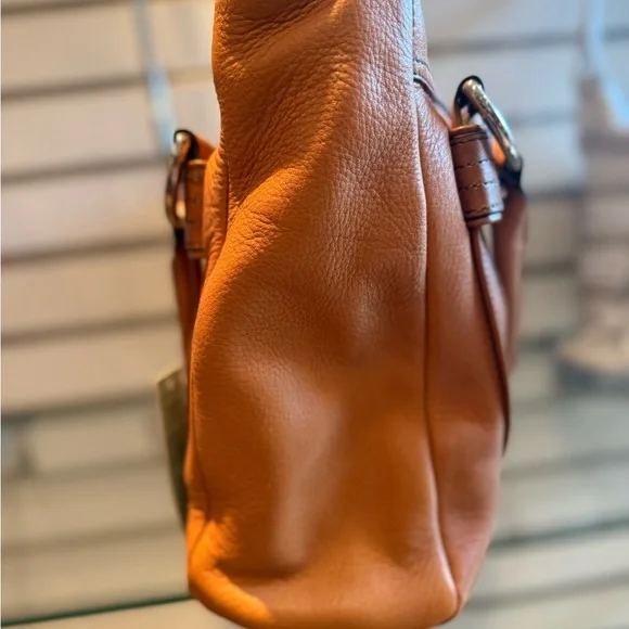 Aqua Madonna Tan Leather Tote Bag - Picture 3 of 5